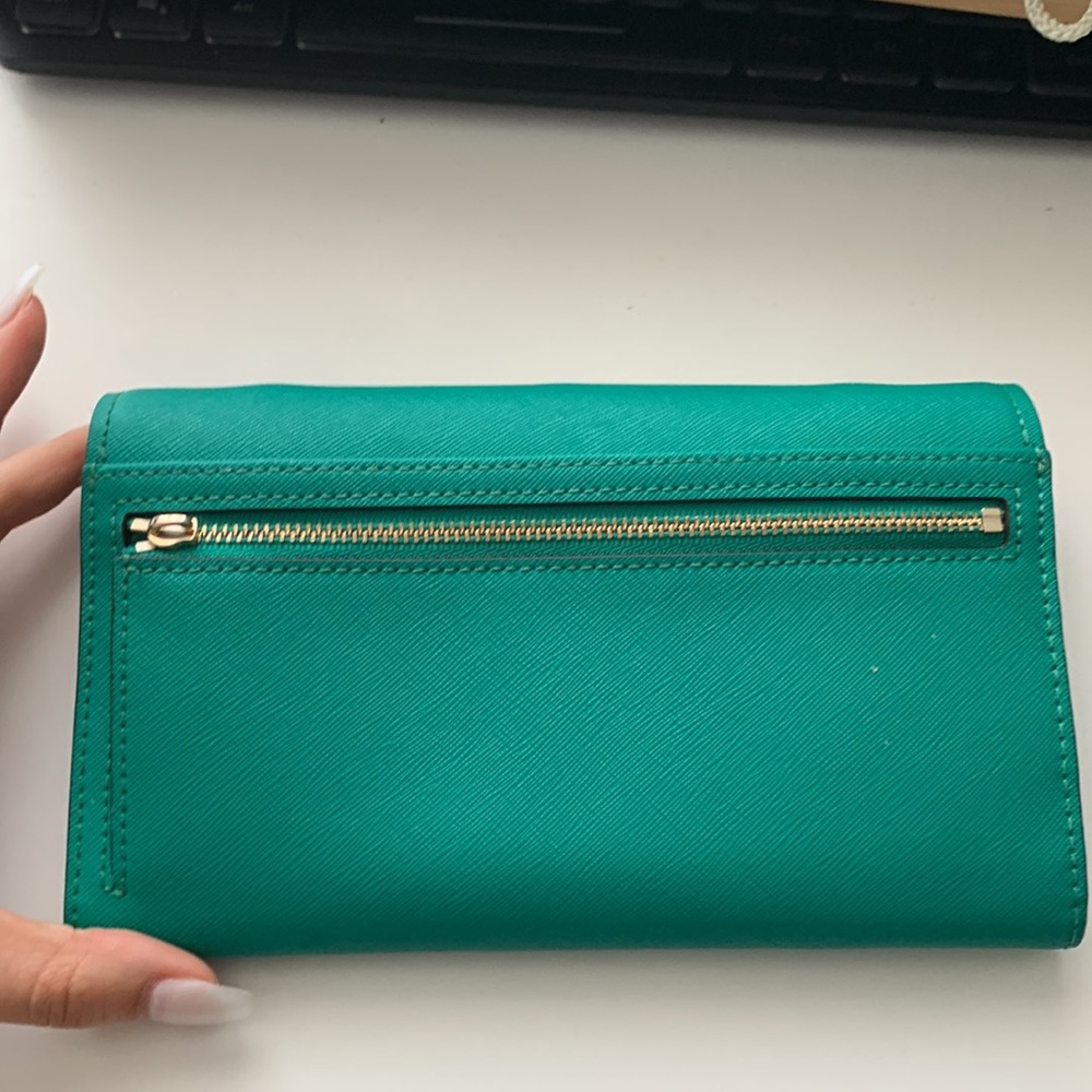 Kate Spade 80%new - Picture 3 of 4